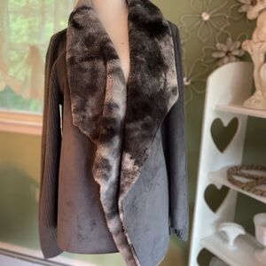 Elegant Gray Faux Fur Women's Jacket